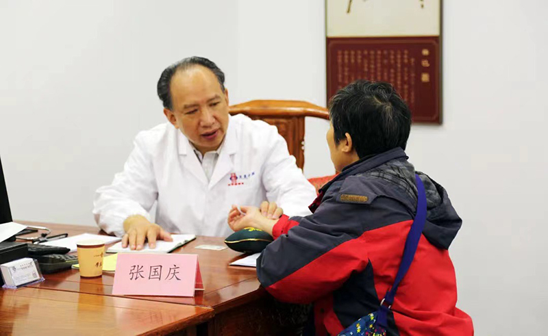 好消息！本周起，中醫(yī)專家張國(guó)慶、白學(xué)武、李蘇將在月光碼頭店坐診！(圖1)