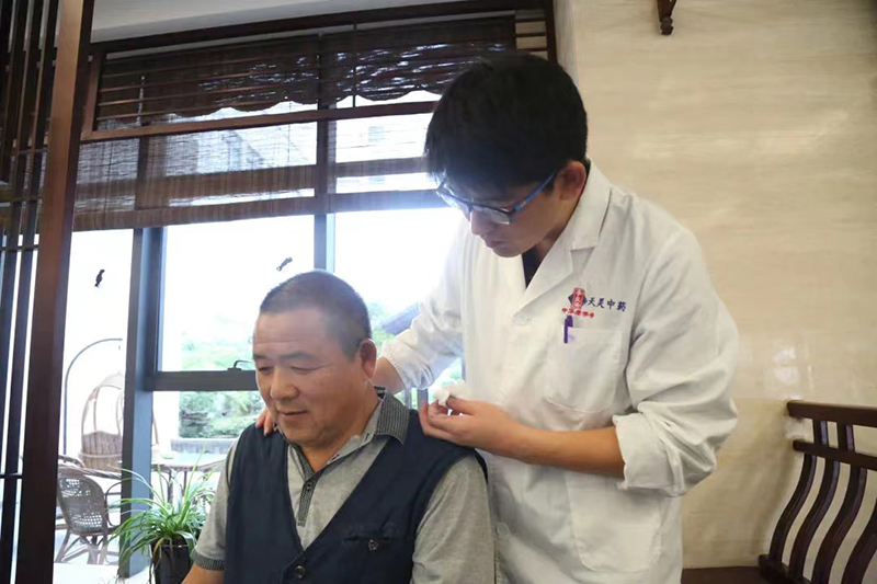 好消息！本周起，中醫(yī)專家張國(guó)慶、白學(xué)武、李蘇將在月光碼頭店坐診！(圖2)