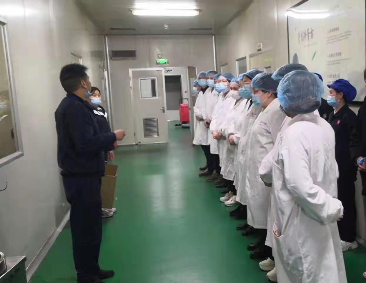 10萬(wàn)帖！李良濟(jì)連夜熬制防疫方馳援上海，溫暖守“滬”！(圖1)